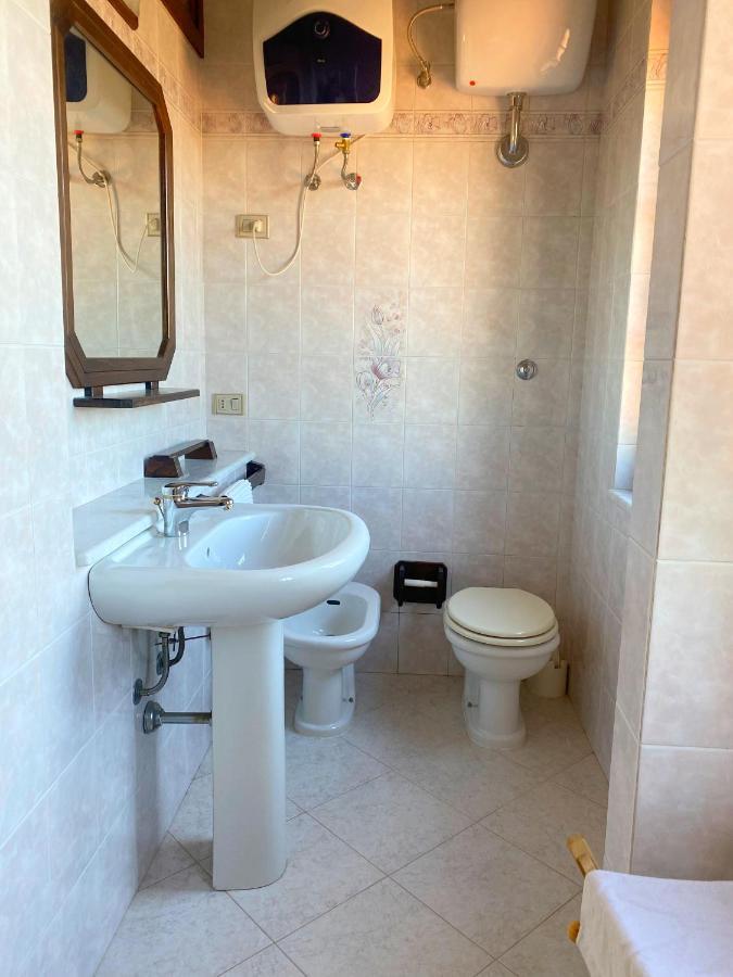 Lovely Home 5 Min Walk To The Beach, 3 Bedrooms Ample Outdoor Relax And Wifi Capitana Luaran gambar