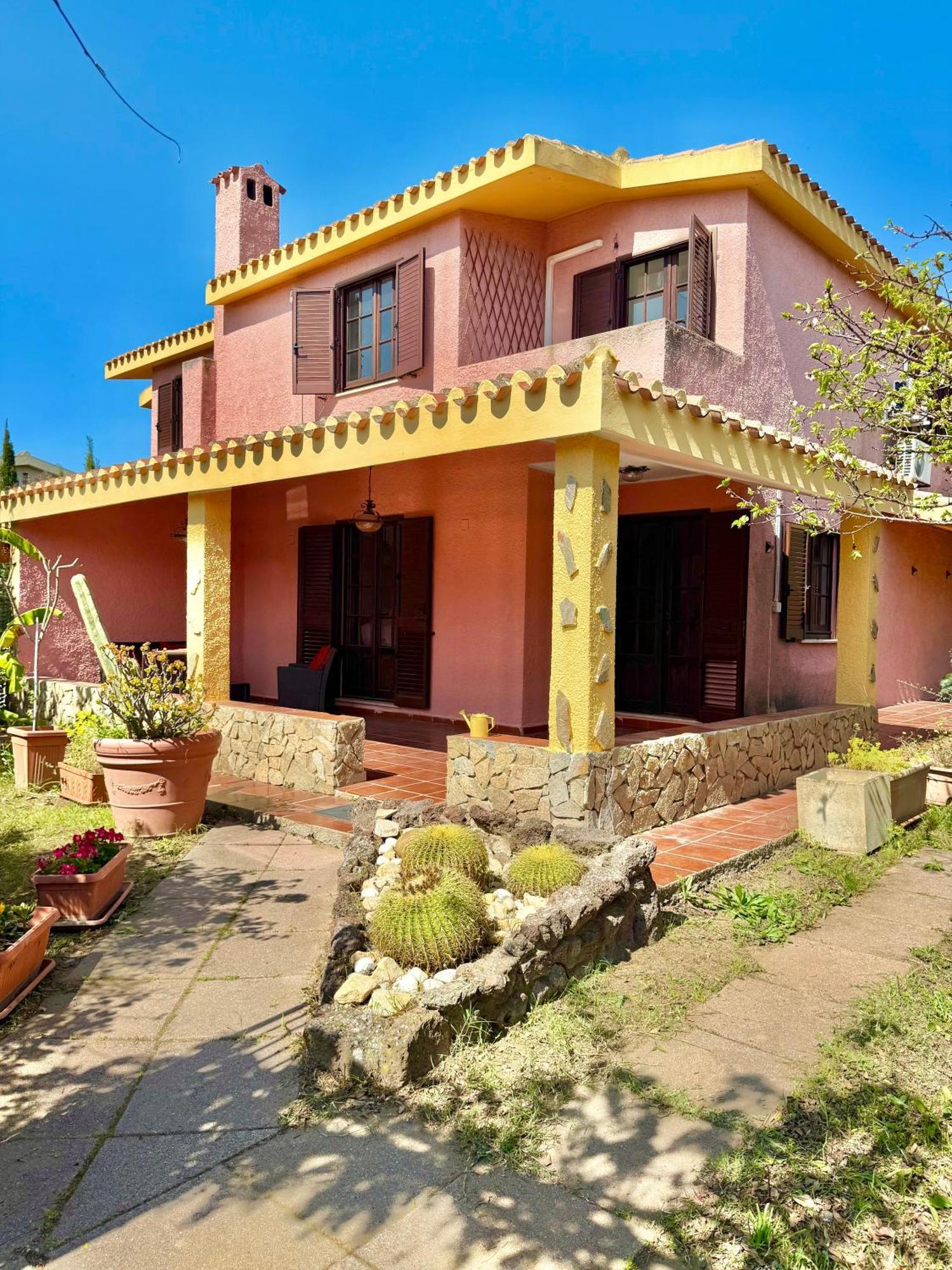 Lovely Home 5 Min Walk To The Beach, 3 Bedrooms Ample Outdoor Relax And Wifi Capitana Luaran gambar